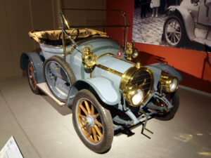 1912 Eysink 10/12 HP 2 seater